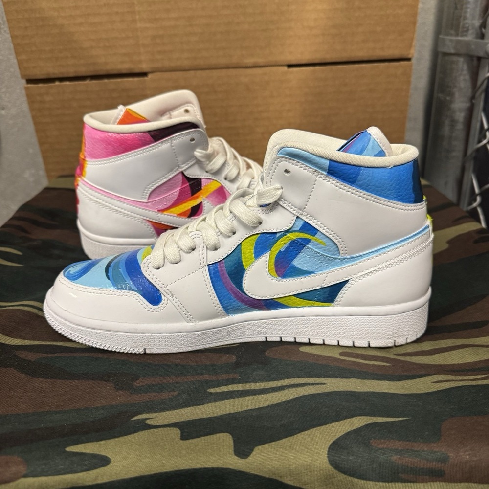 Air Jordan 1 Mid Zendaya 'Euphoria One‎ of a Kind - Picture 4 of 8